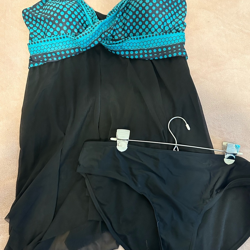 Black and Teal Polka Dot Swimsuit Set
